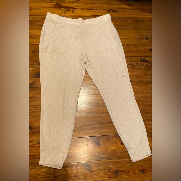 Express Ladies Oatmeal Ribbed Jogger Pants NWT Size XL - Picture 1 of 5